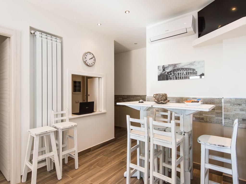 Guesthouse Park Pines Рим Екстер'єр фото